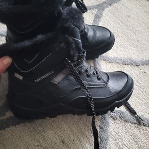 Merrell performance boots 7 warm